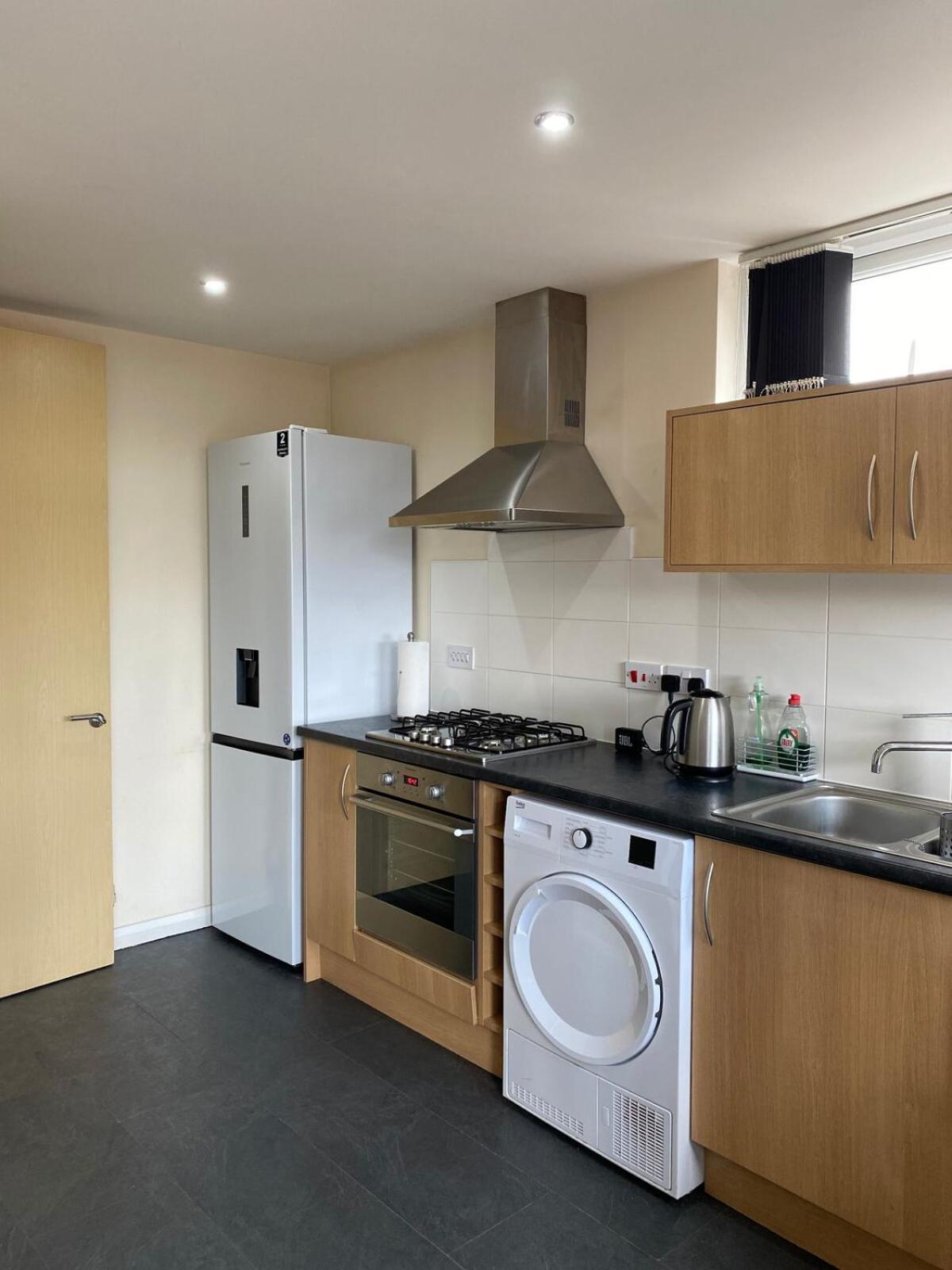 Comfortable 3-Storey House With Free Car Parking Manchester Exteriör bild